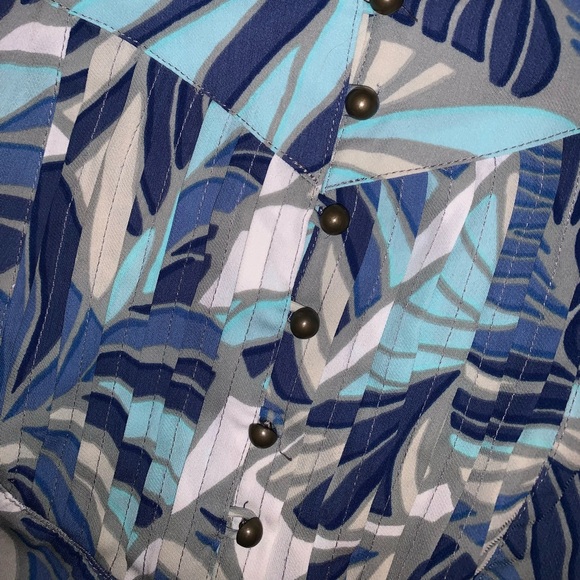 Banana Republic Blue & Gray Buttoned Blouse size 2 - Picture 7 of 9